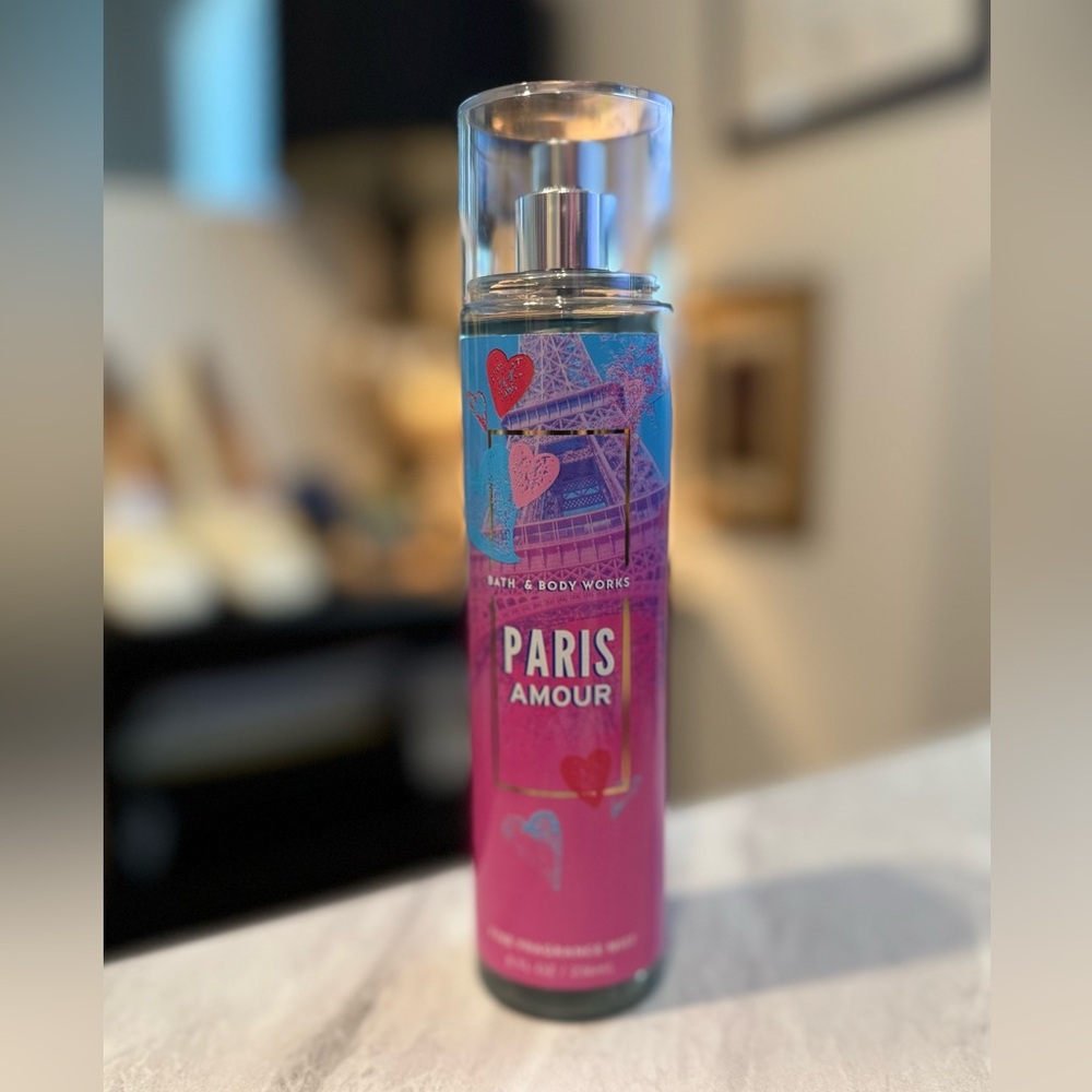 Bath & Body Works Paris Amour Mist -NWT